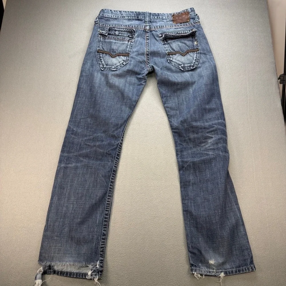 Guess Pasadena Premium Straight Leg Jeans Men (FIT 34x32) Blue Denim Distressed